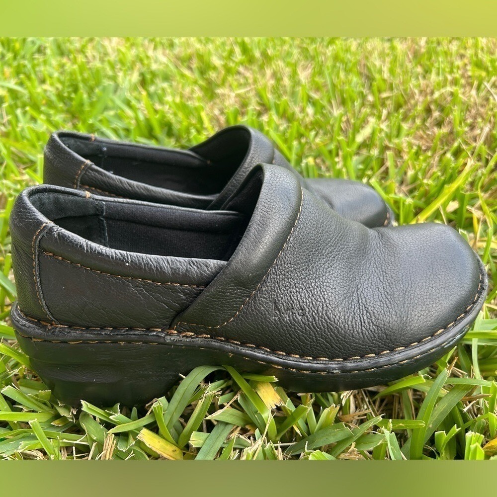 b.o.c. Born Concept Black Leather Clogs Slip On Shoes Size 8W